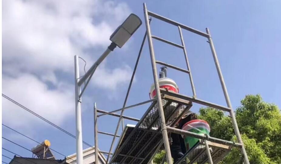 智能型太陽能混合式LED路燈系統分析